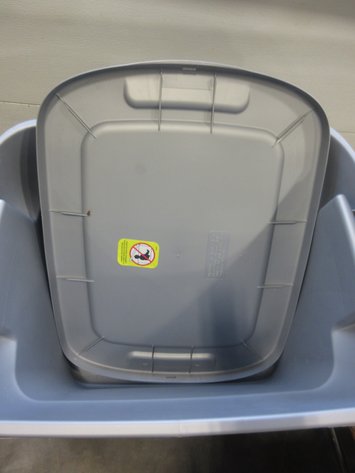 Image for (5) Plastic totes