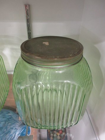 Image for Green glass kitchen jar with lid