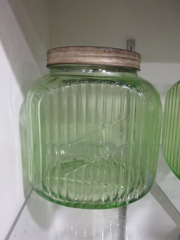 Image for Green glass kitchen jar with lid