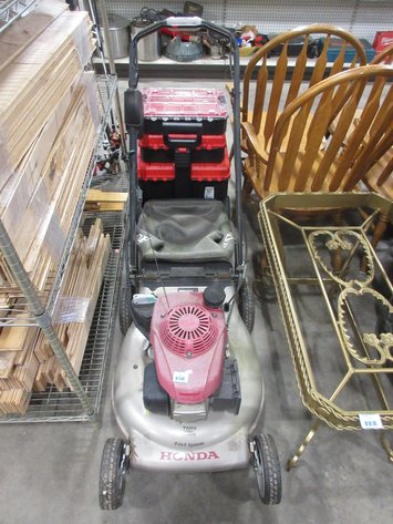 Image for Honda self-propelled gas mower with bagger