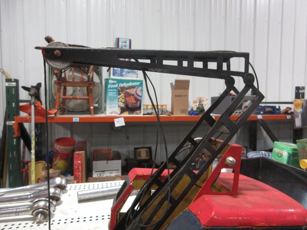 Image for Tonka pressed steel crane, has been painted