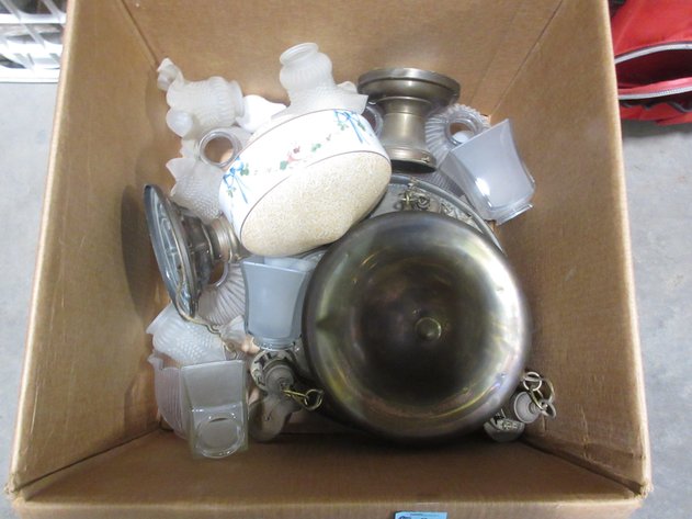 Image for Box with contents