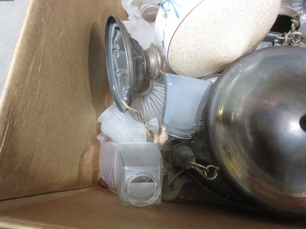 Image for Box with contents