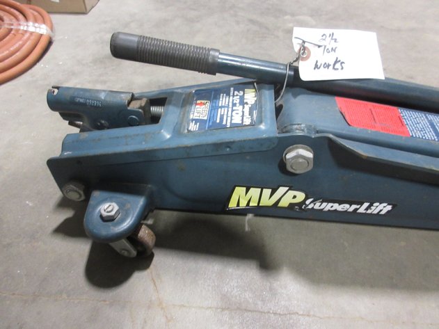Image for MVP Super Lift floor jack