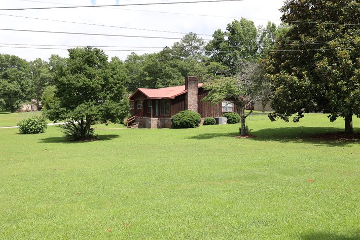 Image for Ashland, AL Home Auction — 3BR/2BA Ranch on Corner Lot