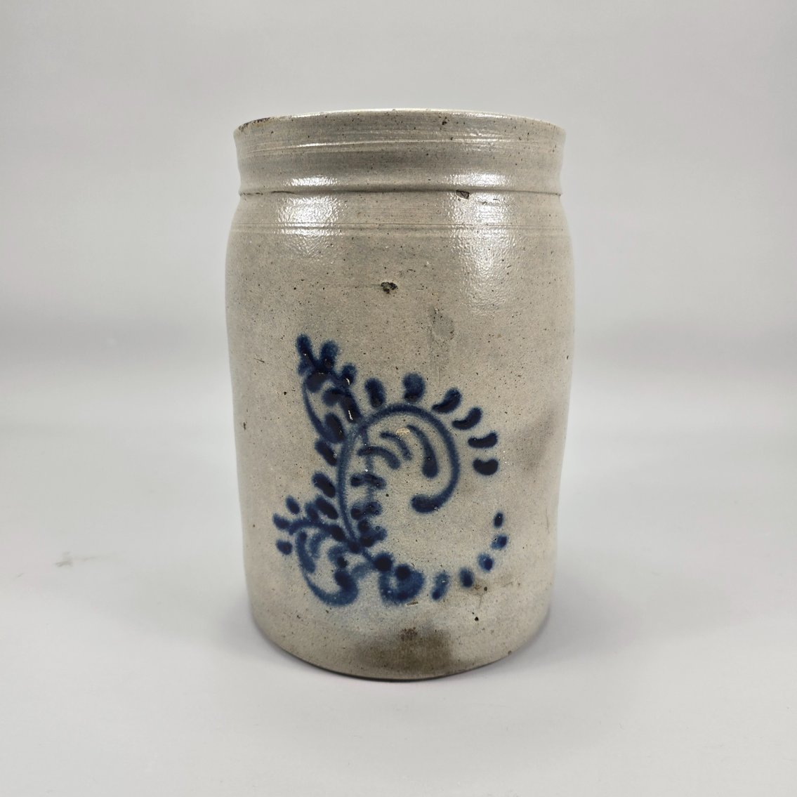 Image for Stoneware, Folk Art, and Country Online Auction 2026