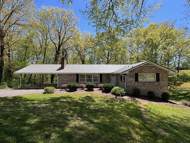  2117 BEECHNUT DRIVE  KINGSPORT, TN 37660