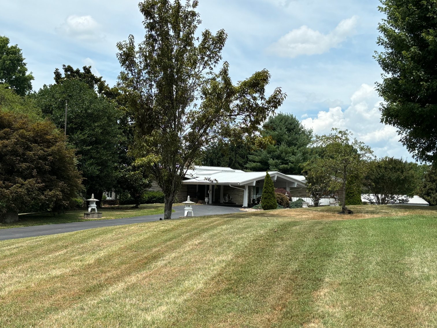 Image for 200 DOGWOOD LANE  JOHNSON CITY, TN 37604