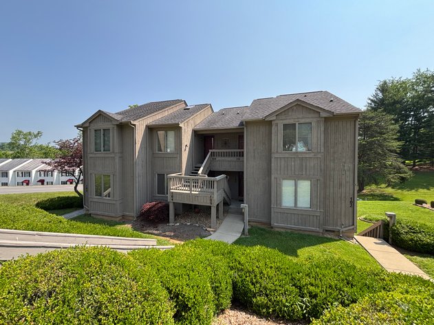 11 UNITS QUAIL RUN BRISTOL VA. 24201