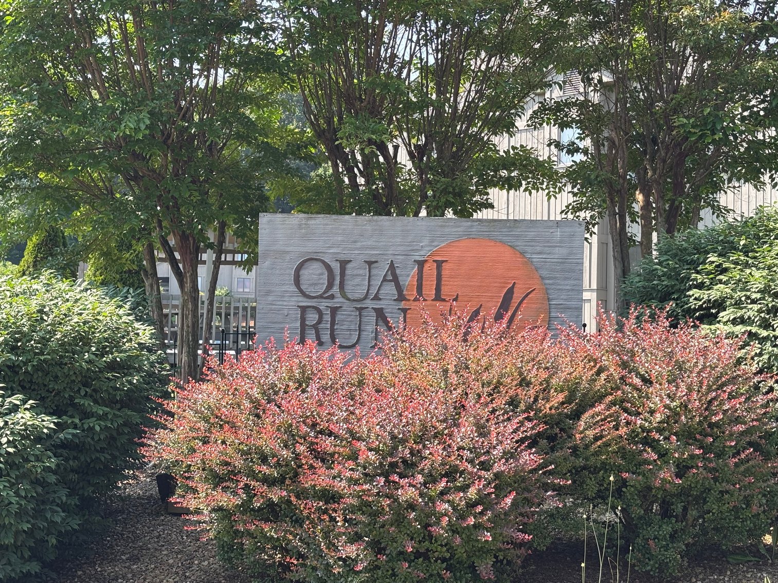 Image for 11 UNITS QUAIL RUN BRISTOL VA. 24201