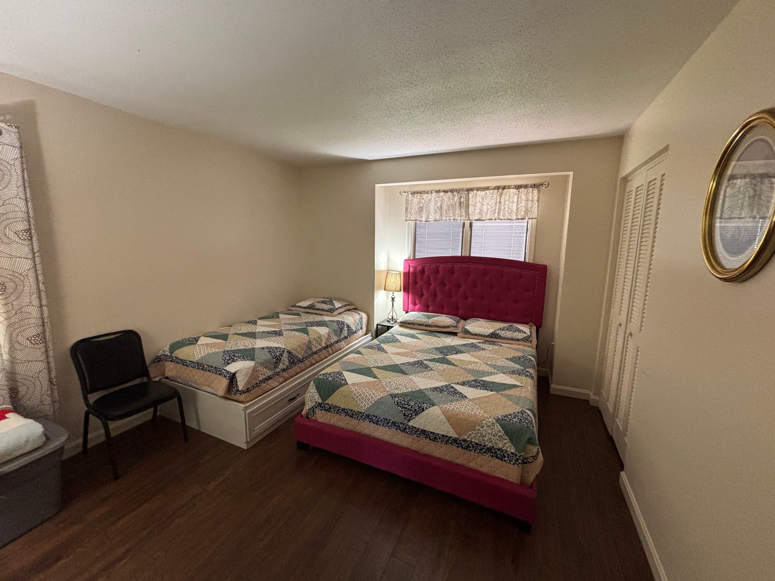 Image for 11 UNITS QUAIL RUN BRISTOL VA. 24201