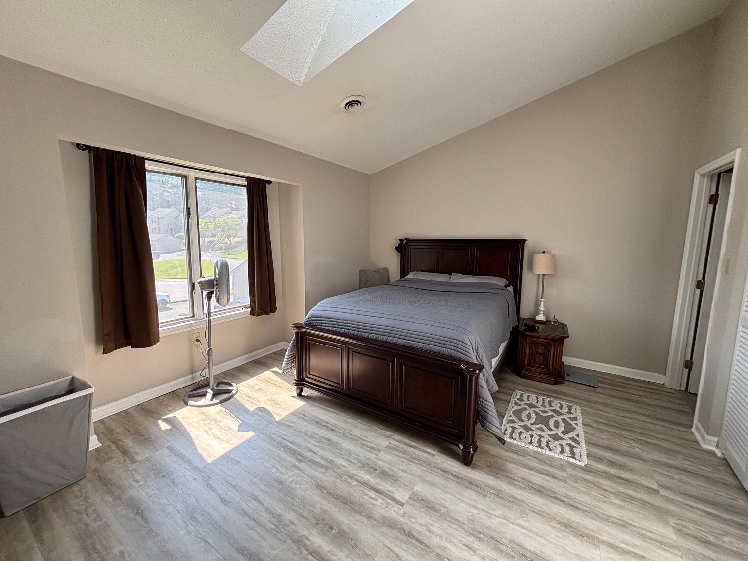 Image for 11 UNITS QUAIL RUN BRISTOL VA. 24201