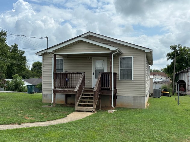 295 MONROE STREET  BRISTOL, VA 24201