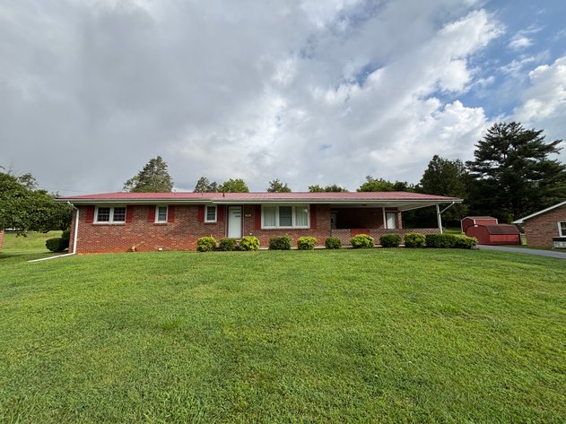 360 HIGHWAY 75  BLOUNTVILLE, TN 37617