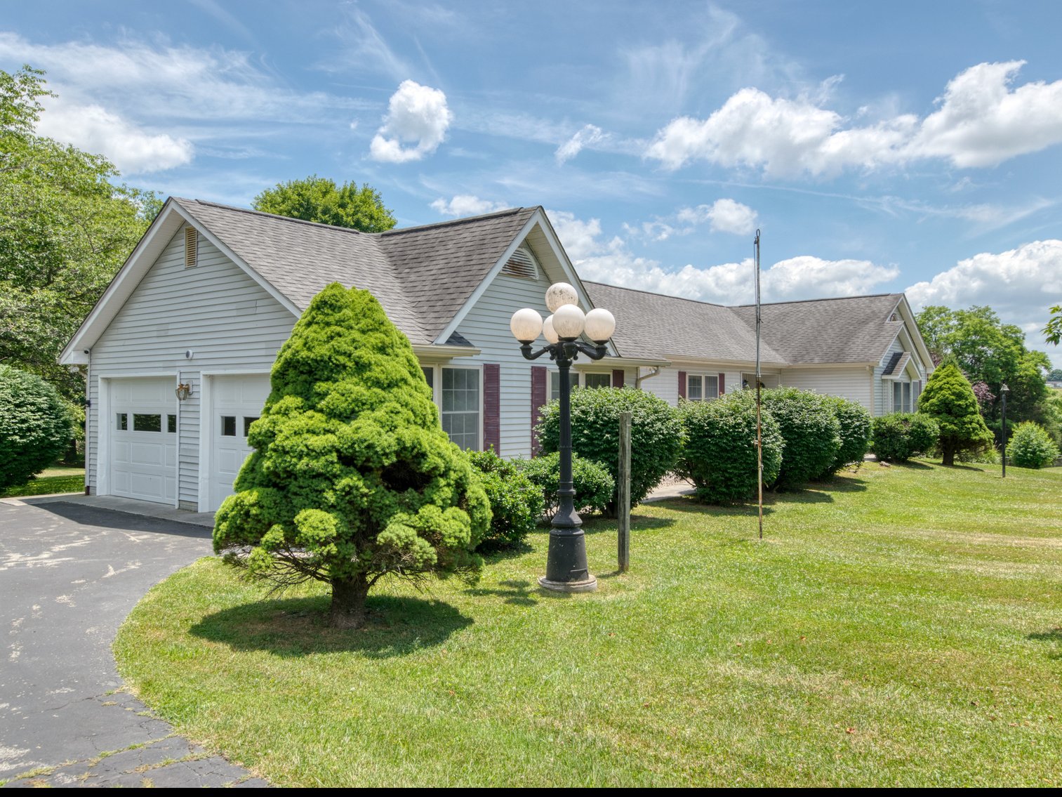Image for Online and In Person Real Estate: 5308 Howery Road, Dublin, VA 24084