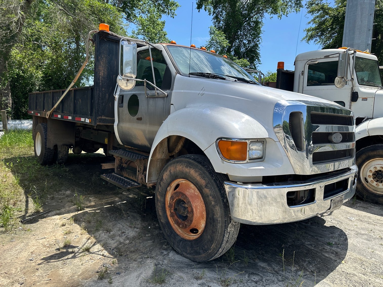 Image for LIVE AUCTION - Surplus Equipment Selling at ABSOLUTE AUCTION on Behalf of Monroe County, Georgia