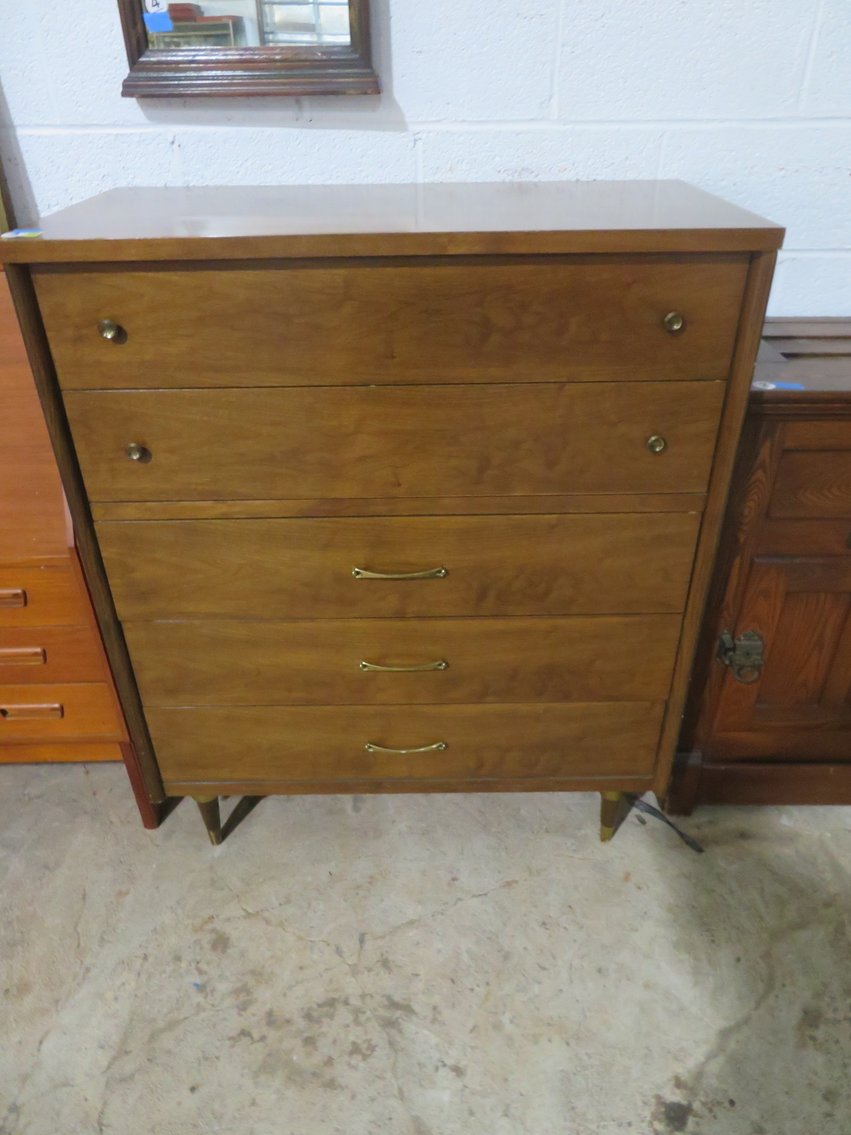 Image for September 3rd Antique and Collectible Sale!