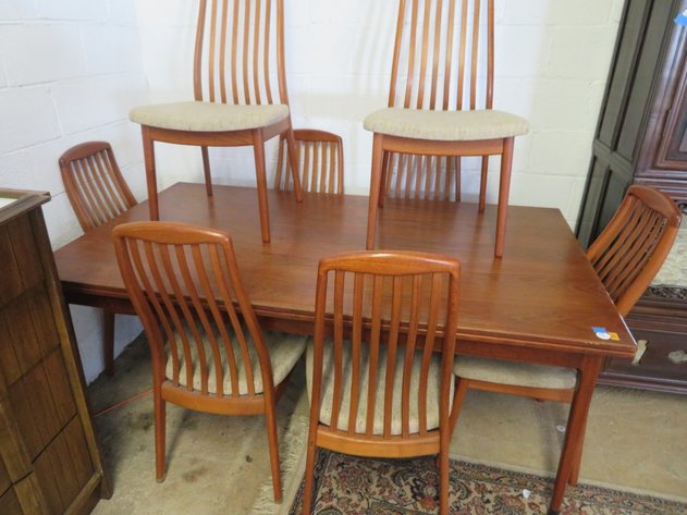 Image for September 17th Antique and Collectibles