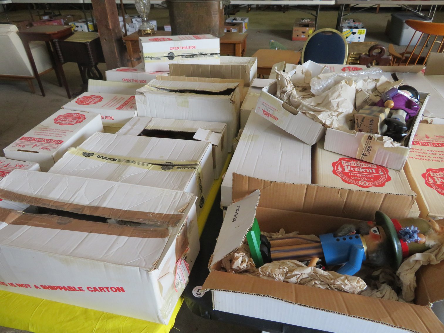 Image for Antique and Collectible Sale