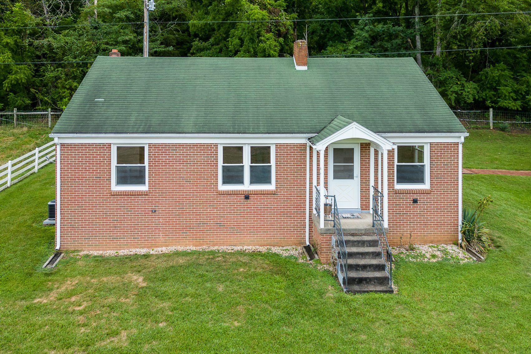 Image for Charming Fairfield Brick Home with 6.04+/-Fenced Acres – Online Only Auction