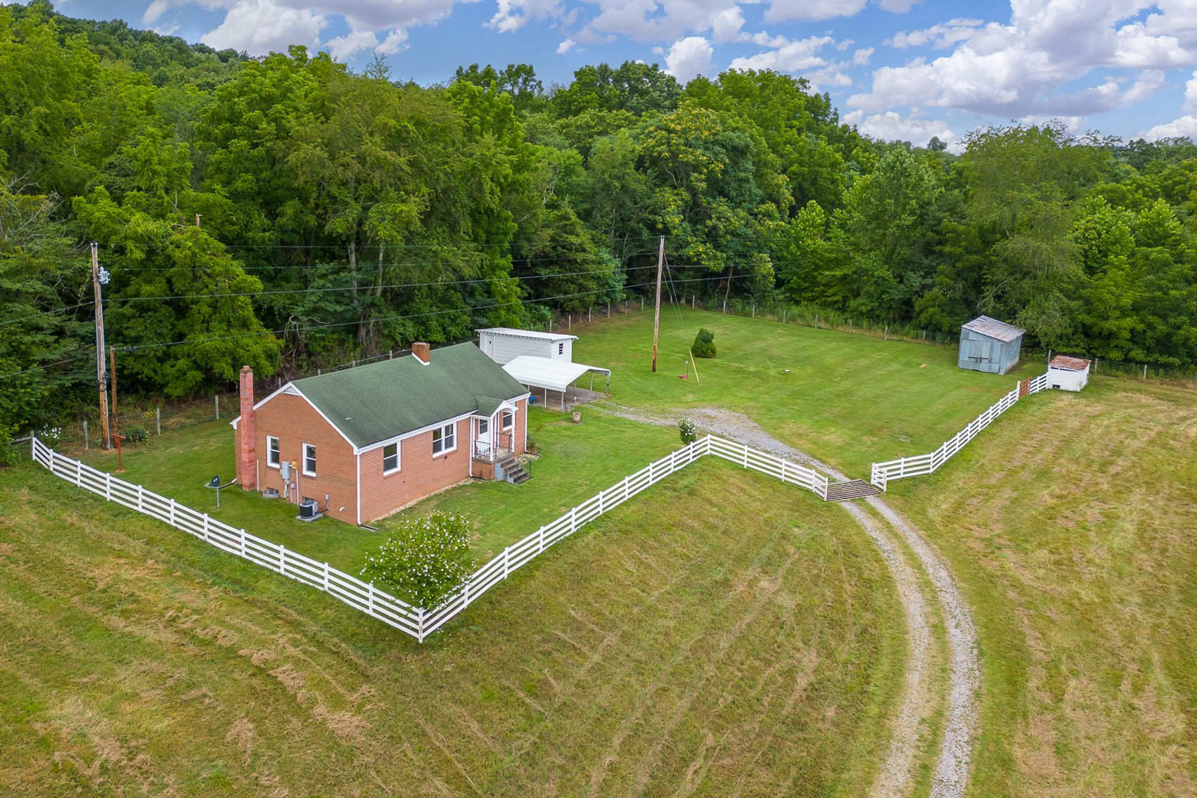 Image for Charming Fairfield Brick Home with 6.04+/-Fenced Acres – Online Only Auction