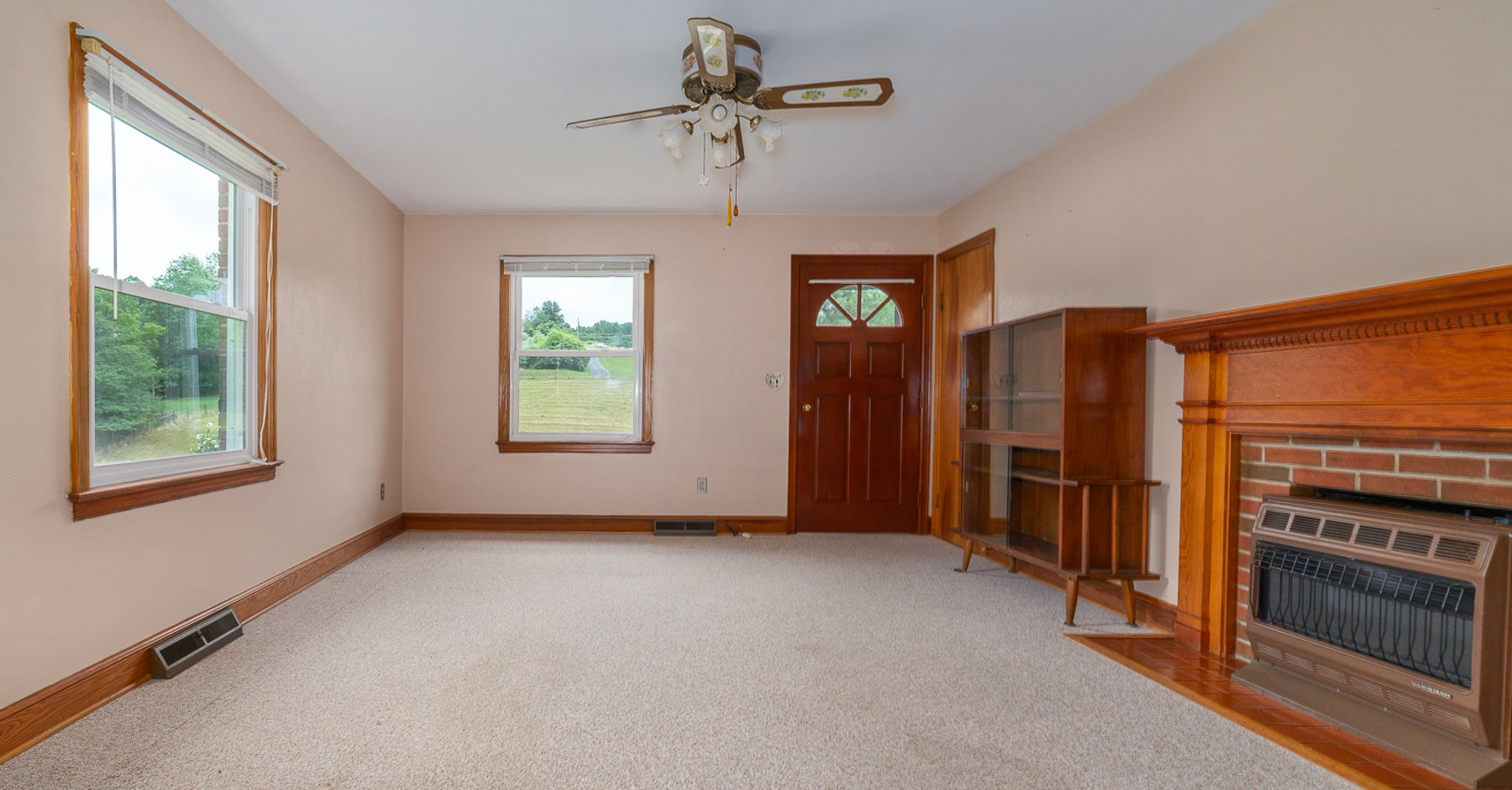 Image for Charming Fairfield Brick Home with 6.04+/-Fenced Acres – Online Only Auction