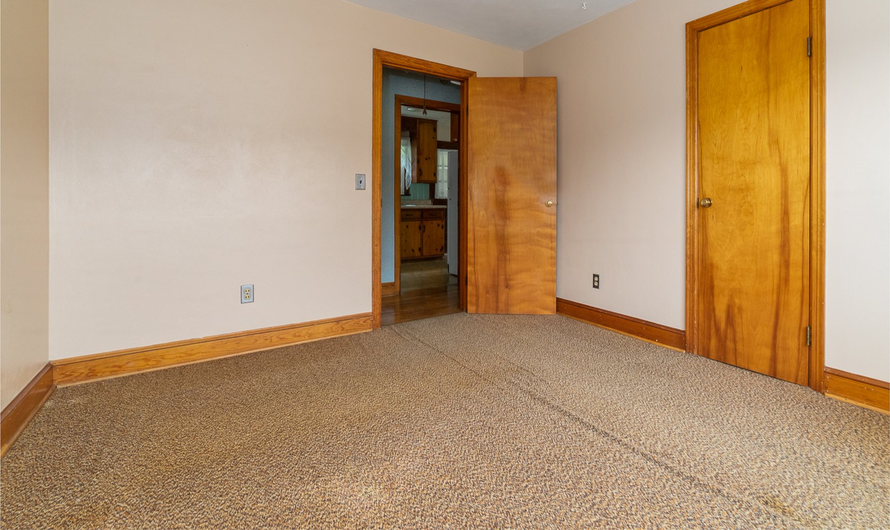 Image for Charming Fairfield Brick Home with 6.04+/-Fenced Acres – Online Only Auction