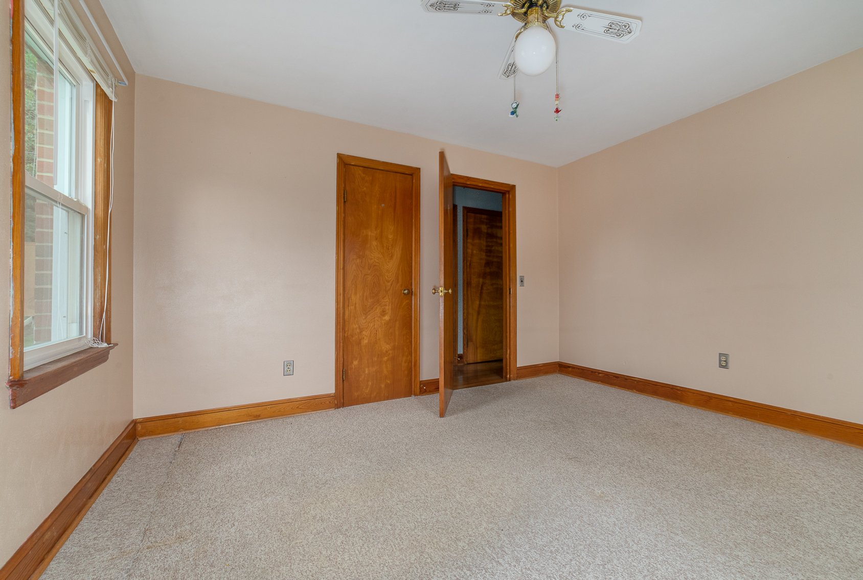 Image for Charming Fairfield Brick Home with 6.04+/-Fenced Acres – Online Only Auction