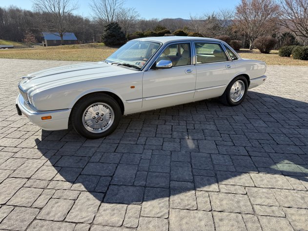 Image for Putbrese Living Estate Auction