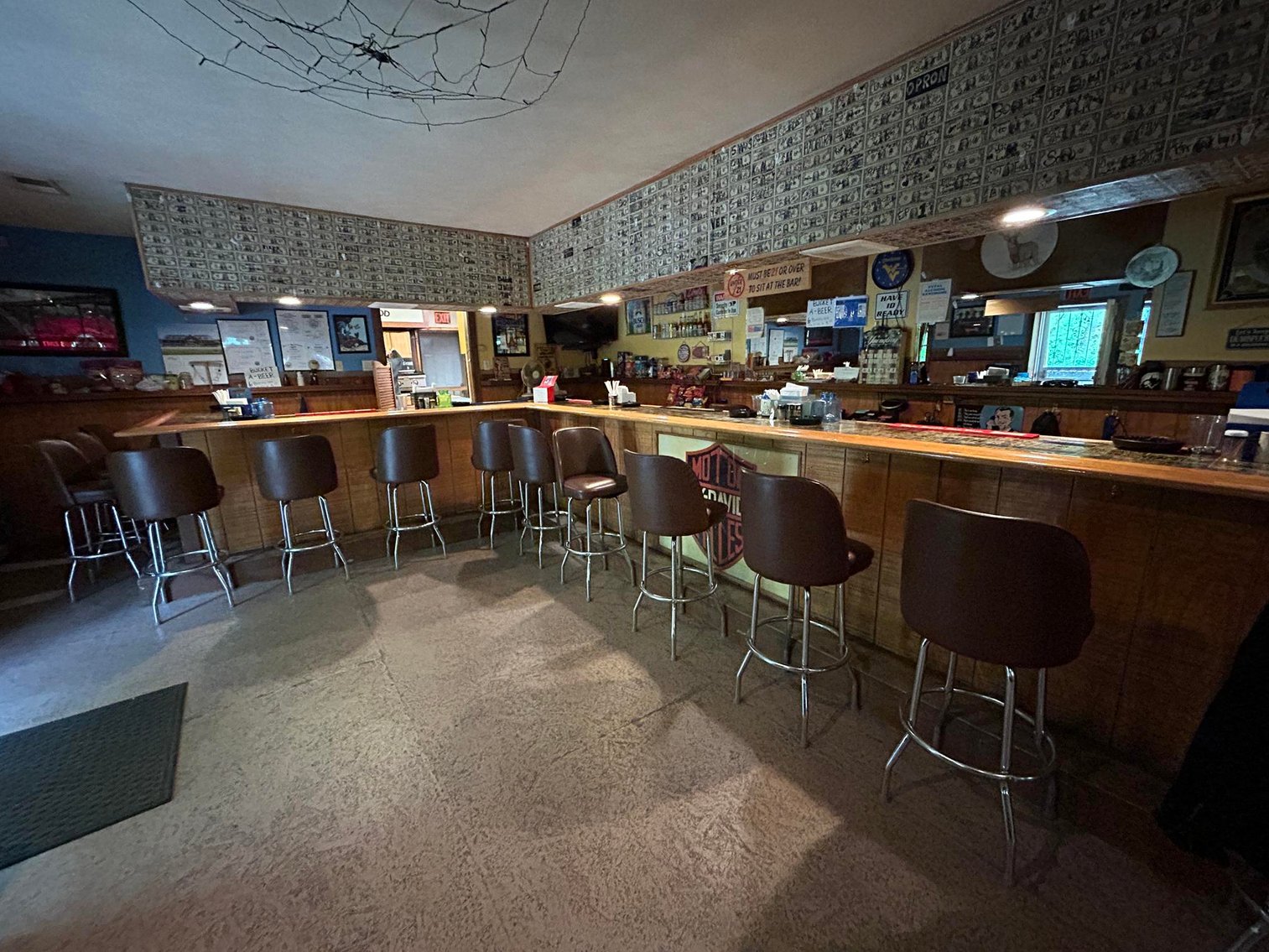Image for SOLD $137,500 - Turn-Key Bar & Grill