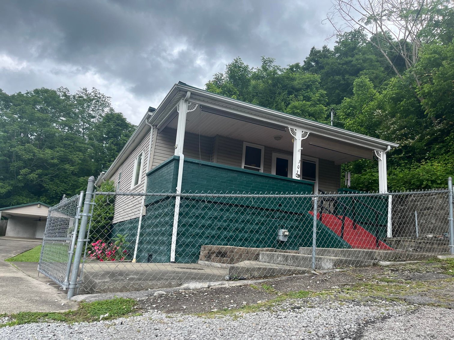 Image for SOLD $46,200 - 3 Bedroom with Full Basement in Williamson