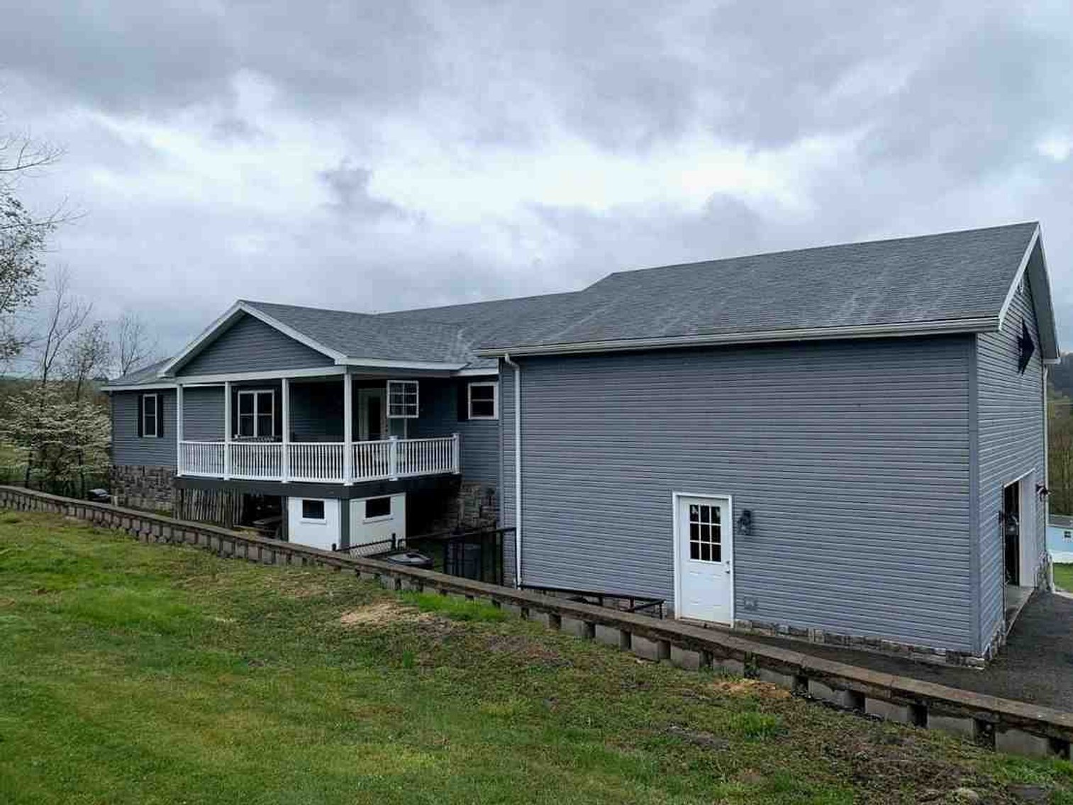 Image for SOLD $313,500 - Spacious 4 Bedroom on 0.74 Acres
