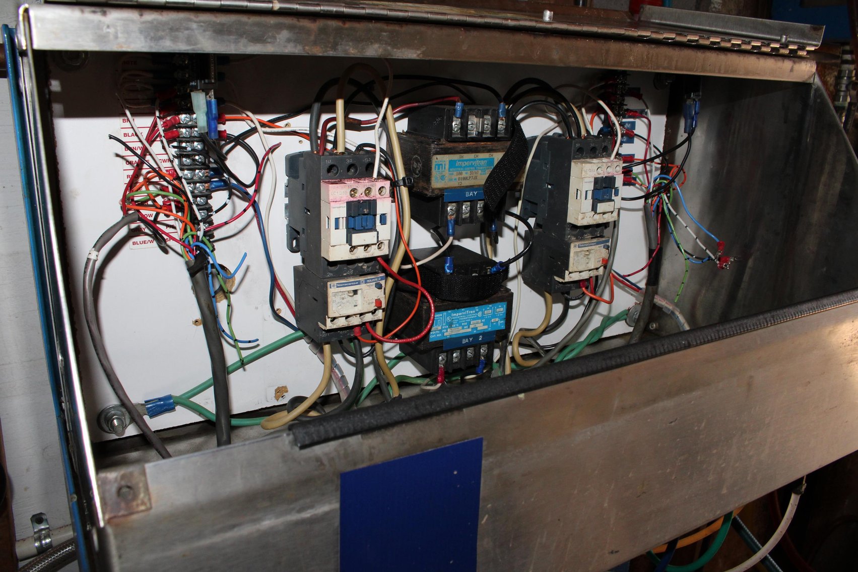 Image for SOLD $44,000 - Fully Functional 2-Bay Car Wash in a Great Location