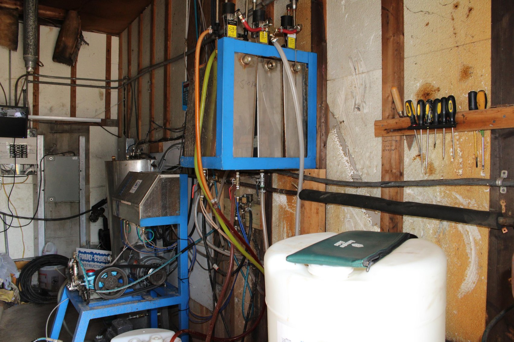 Image for SOLD $44,000 - Fully Functional 2-Bay Car Wash in a Great Location