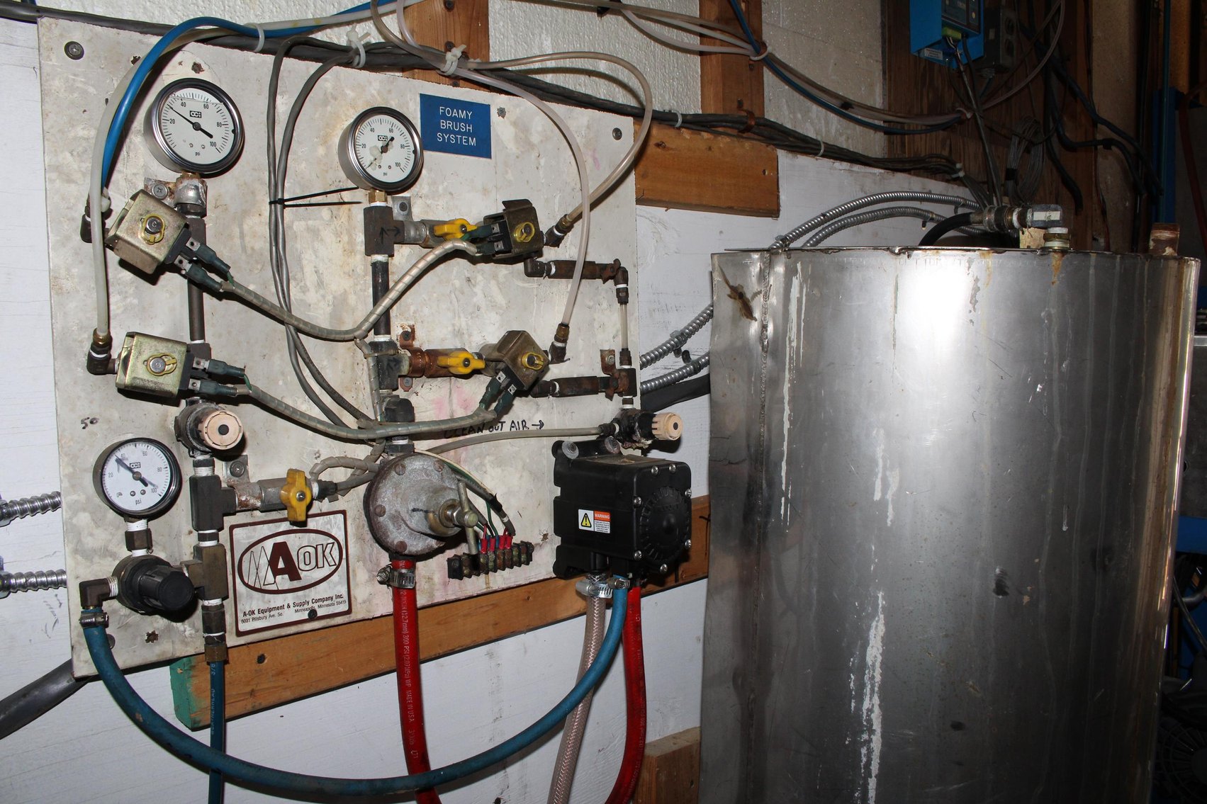 Image for SOLD $44,000 - Fully Functional 2-Bay Car Wash in a Great Location