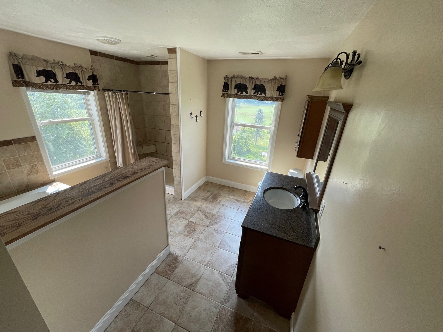 Image for SOLD $313,500 - Spacious 4 Bedroom on 0.74 Acres