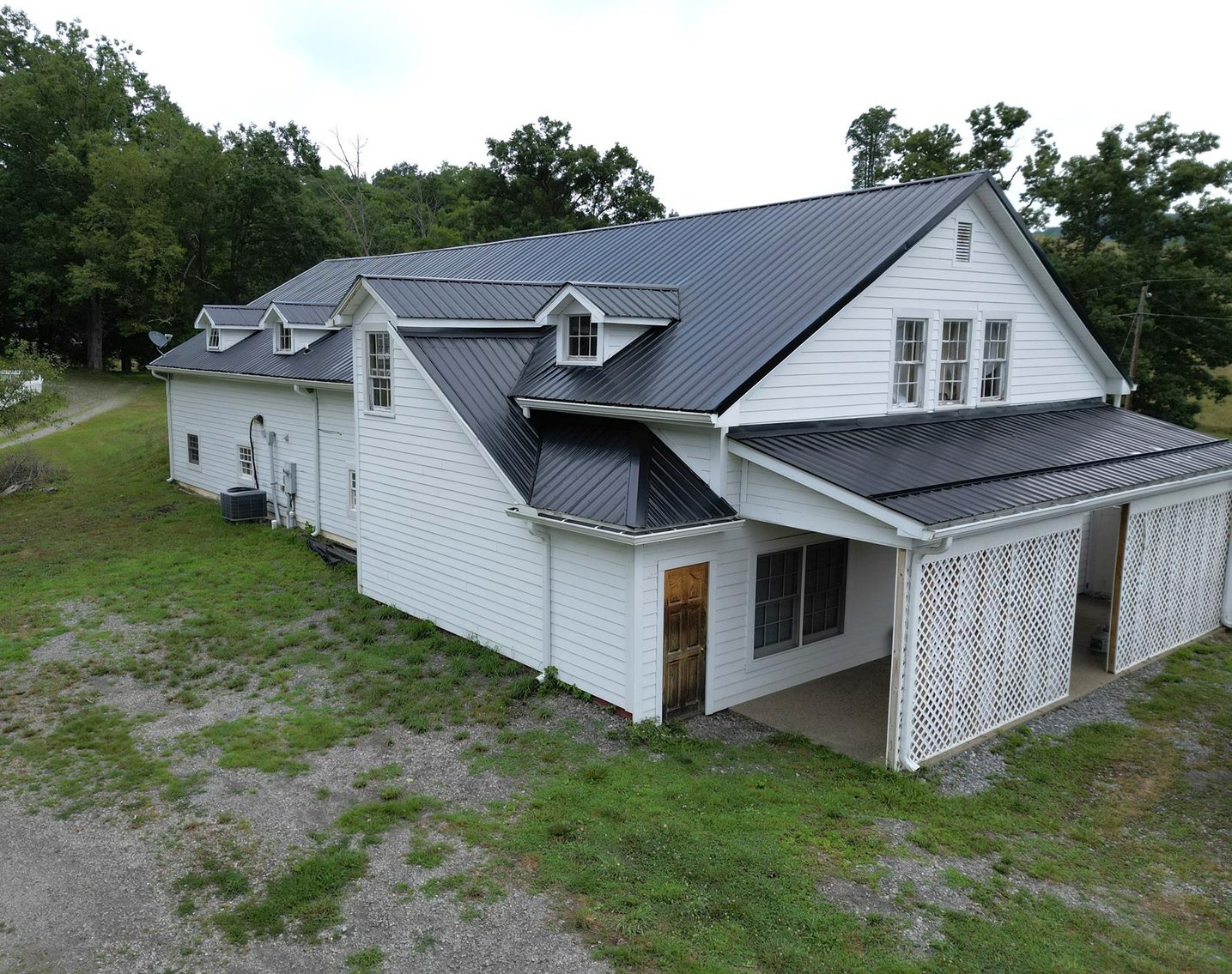 Image for SOLD $1,001,000 - 4 Homes on 8 Acres in Fayetteville