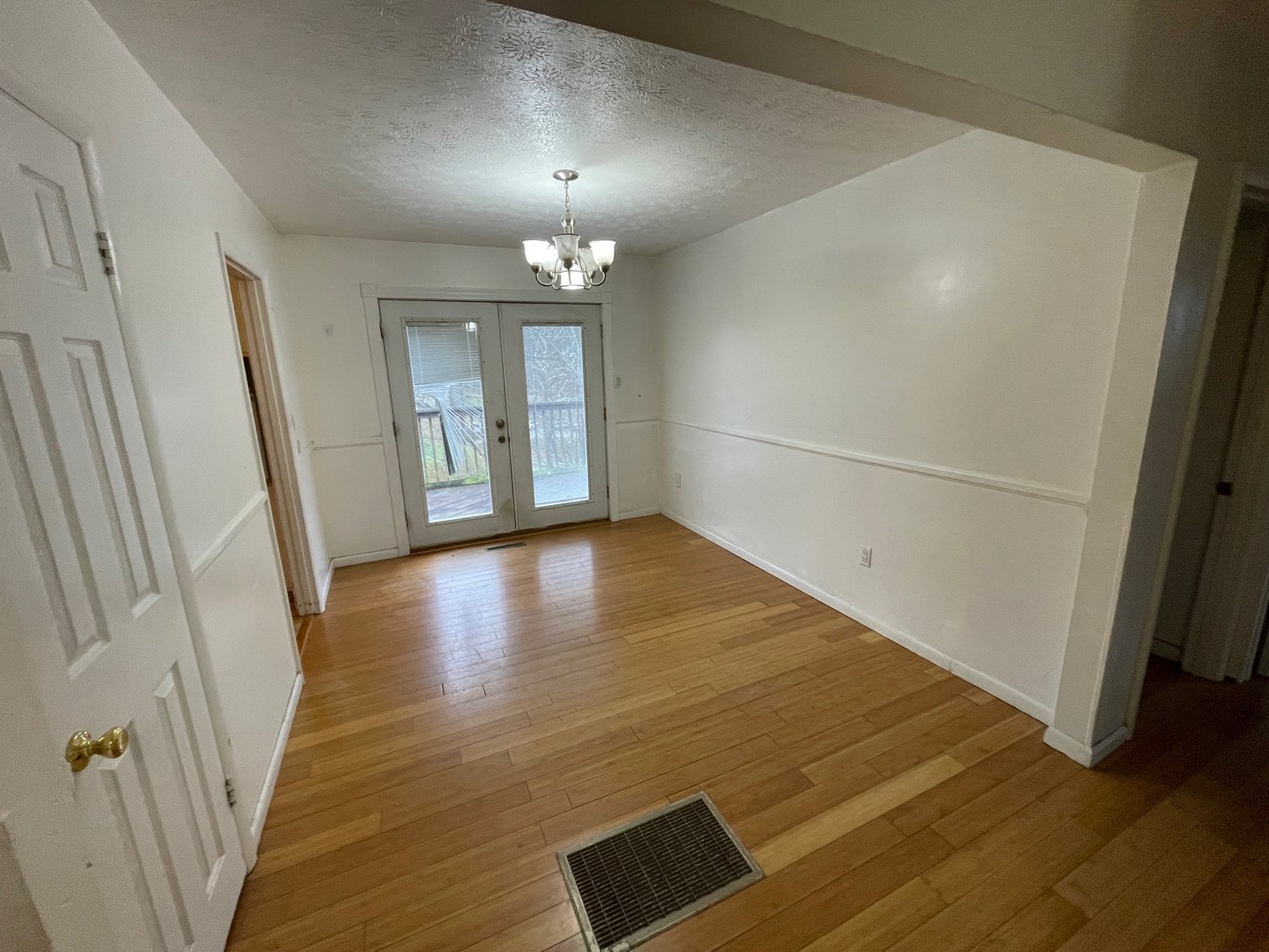 Image for SOLD $148,500 - Spacious 4 Bedroom Brick Ranch in Alum Creek