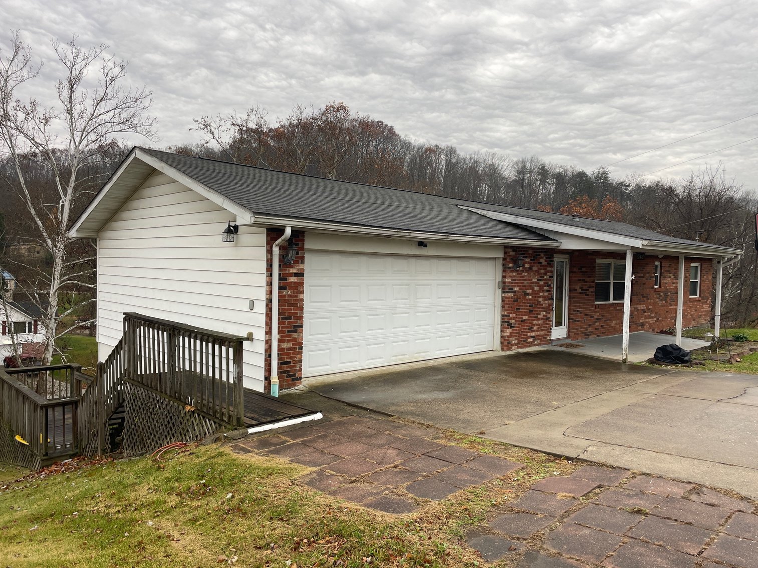 Image for SOLD $148,500 - Spacious 4 Bedroom Brick Ranch in Alum Creek
