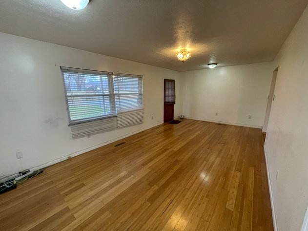 Image for SOLD $148,500 - Spacious 4 Bedroom Brick Ranch in Alum Creek