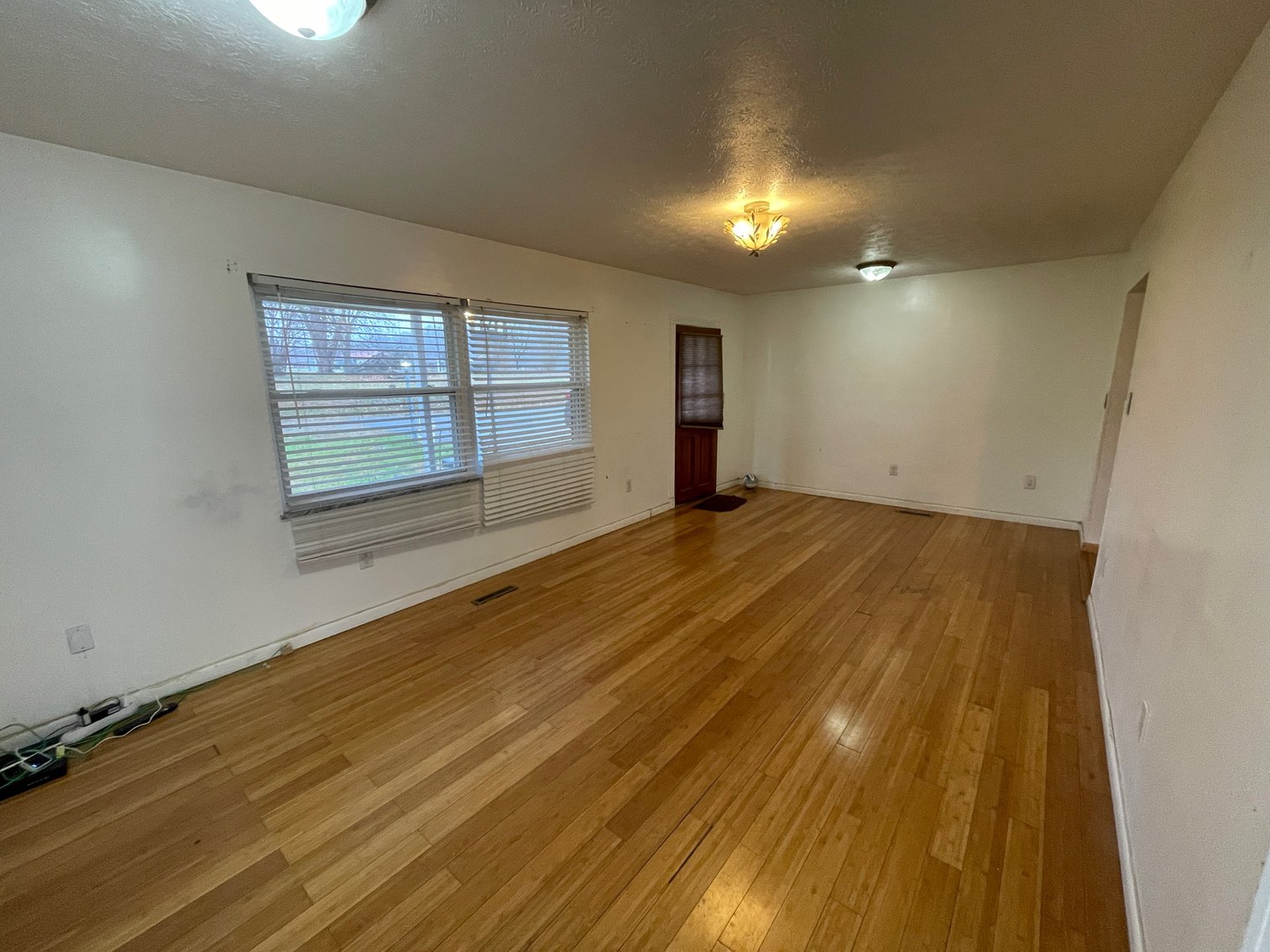 Image for SOLD $148,500 - Spacious 4 Bedroom Brick Ranch in Alum Creek