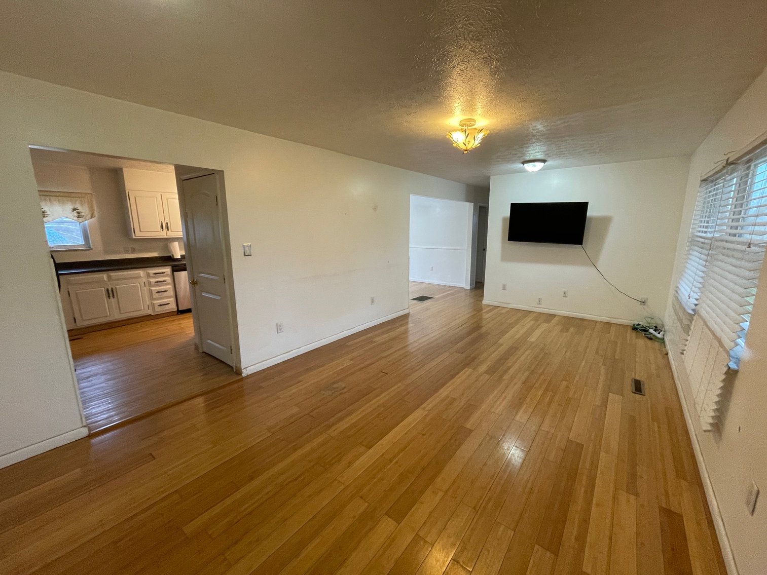 Image for SOLD $148,500 - Spacious 4 Bedroom Brick Ranch in Alum Creek