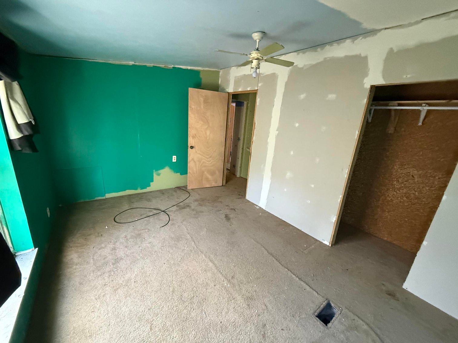 Image for SOLD $55,000 - 3 Bedroom Manufactured Home on a Large Lot in Huntington