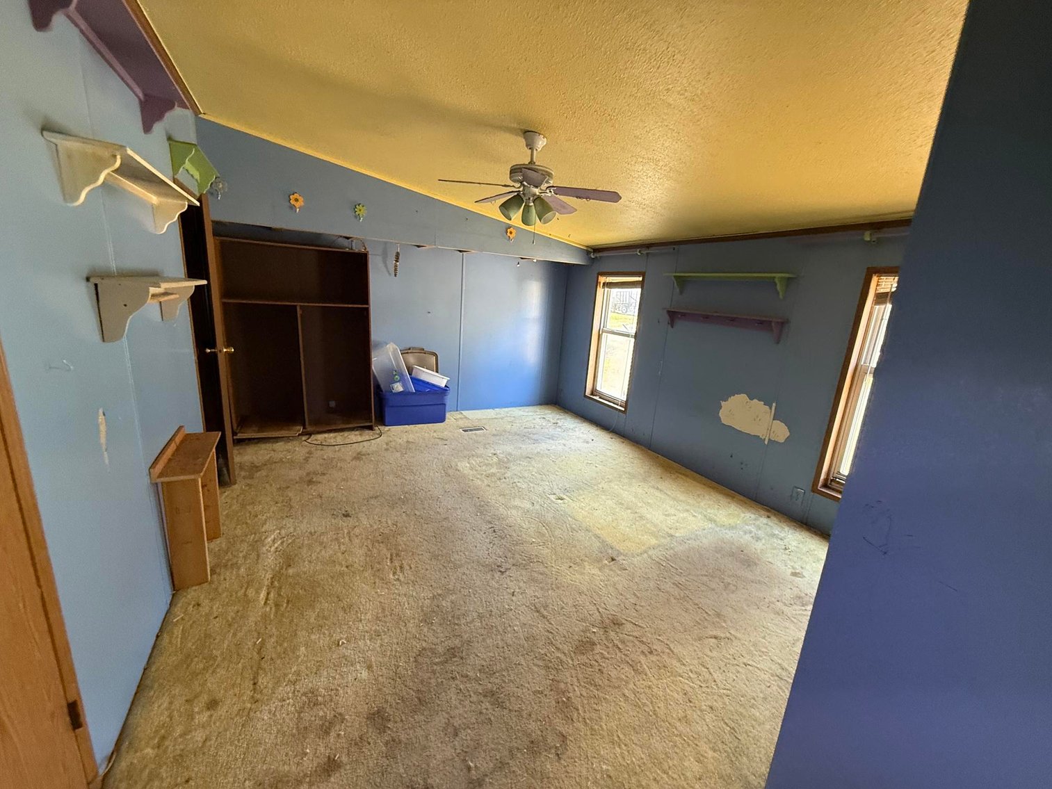 Image for SOLD $55,000 - 3 Bedroom Manufactured Home on a Large Lot in Huntington