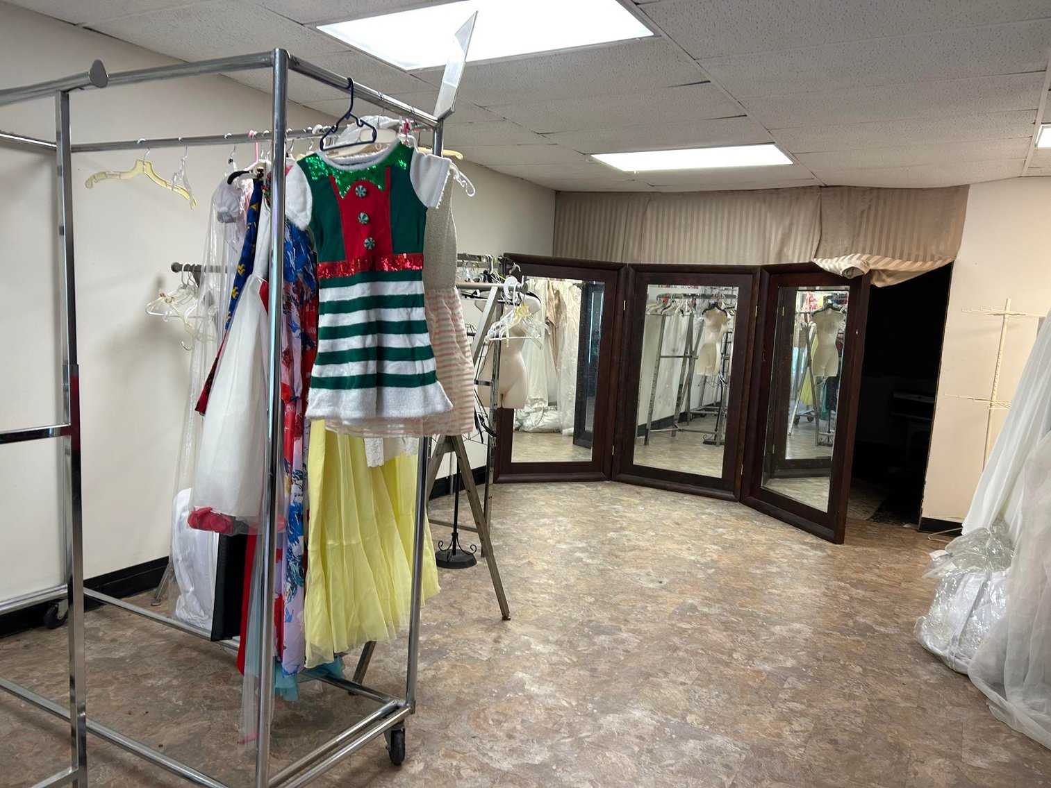 Image for SOLD - Spacious Commercial Building in Mullens Selling to the Highest Bidder