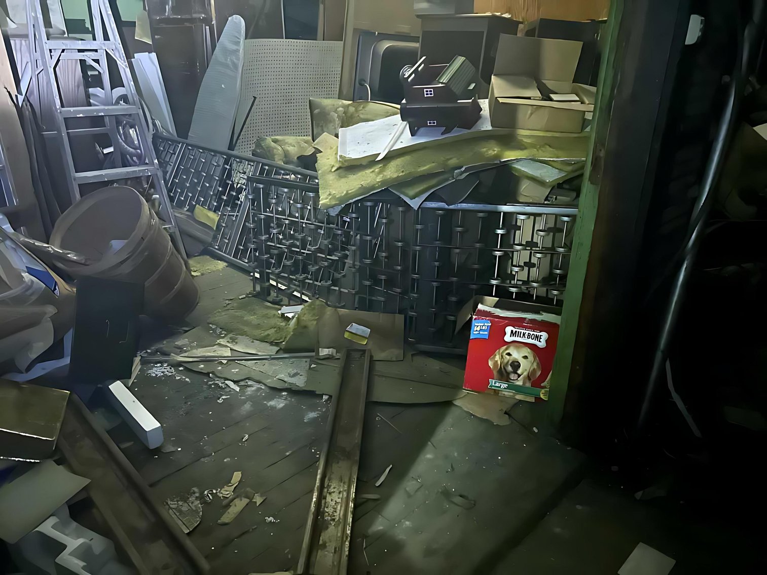 Image for SOLD - Spacious Commercial Building in Mullens Selling to the Highest Bidder