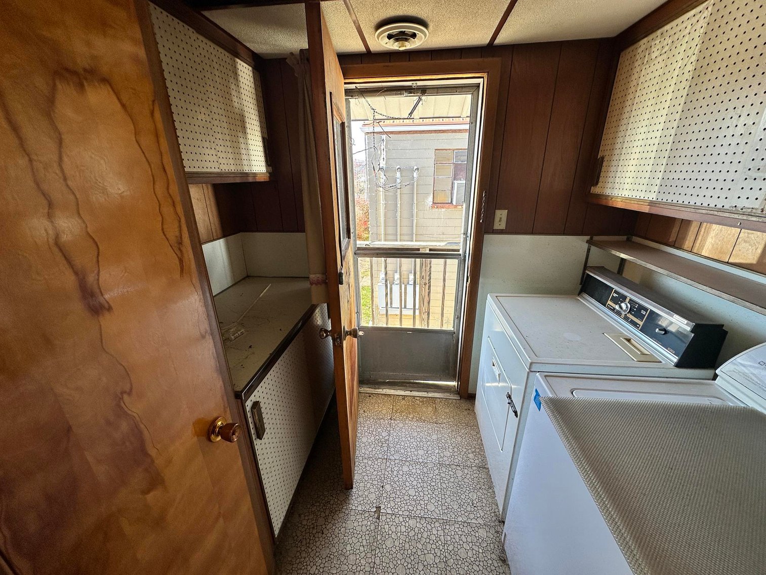 Image for SOLD $242,000 - Townhome Complex & Additional Apartment Building in South Charleston