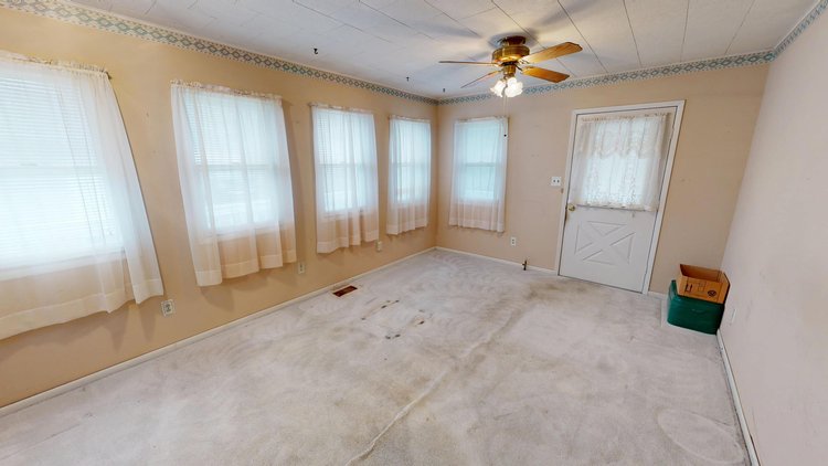 Image for SOLD $51,150 - Charming 3 Bedroom in Weston