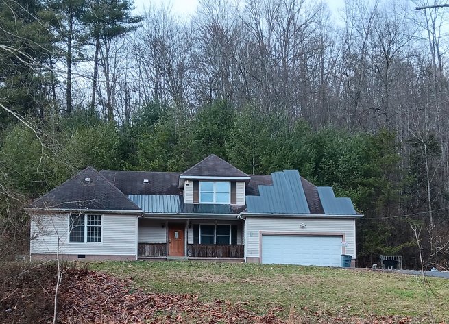 Image for SOLD $176,000 - 4 Bedroom on 10 ½ Acres in Fayette County