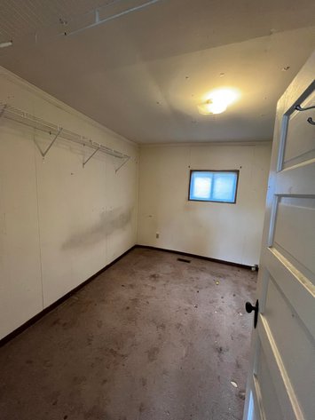 Image for SOLD $31,900 - 2 Bedroom in Huntington Perfect for a Flip